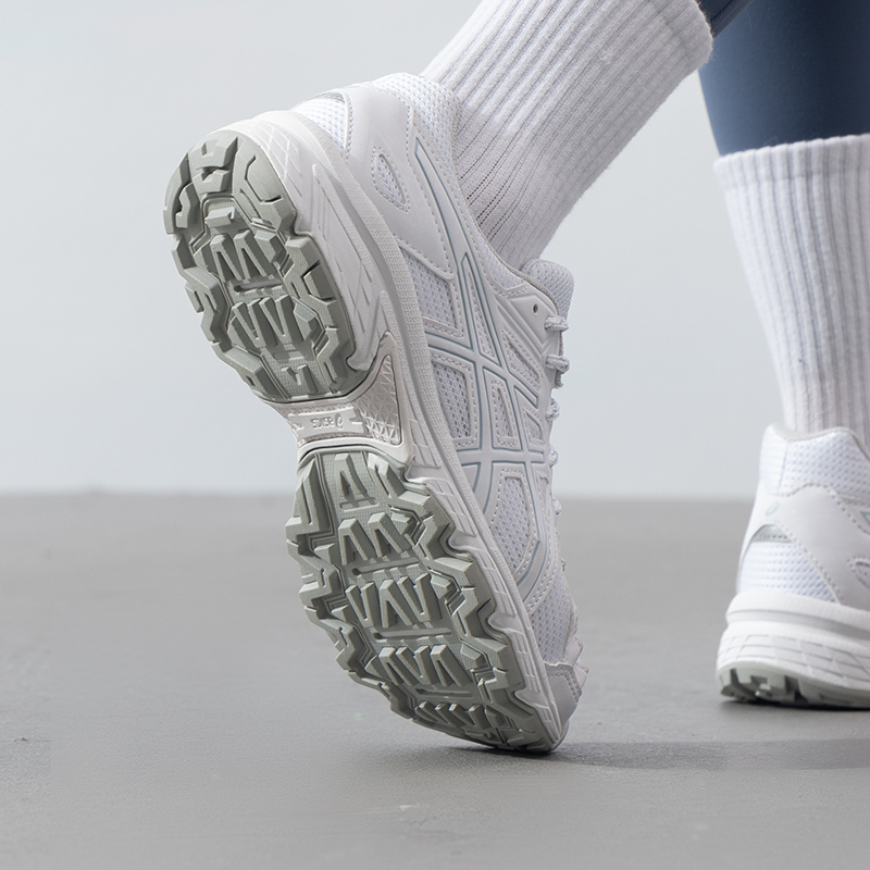 Zapatos Asics para mujer Jog 1 - Running Gear Asics reseña y precio